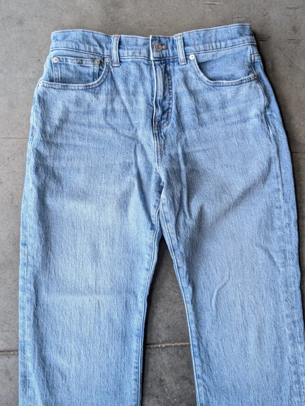 Madewell The Petite '90s Straight Jean in Rondell Wash: Crease Edition size 28P
